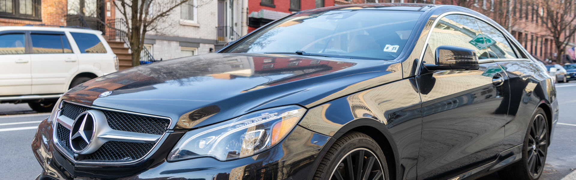 Mercedes Benz E550 Luxury Car