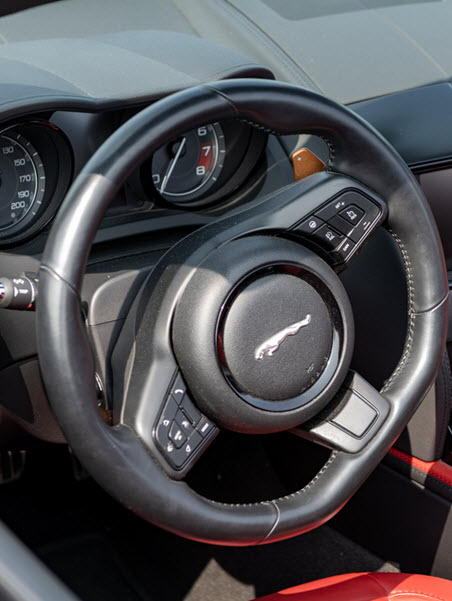 Jaguar F-TYPE S v8 AWD Convertible Car